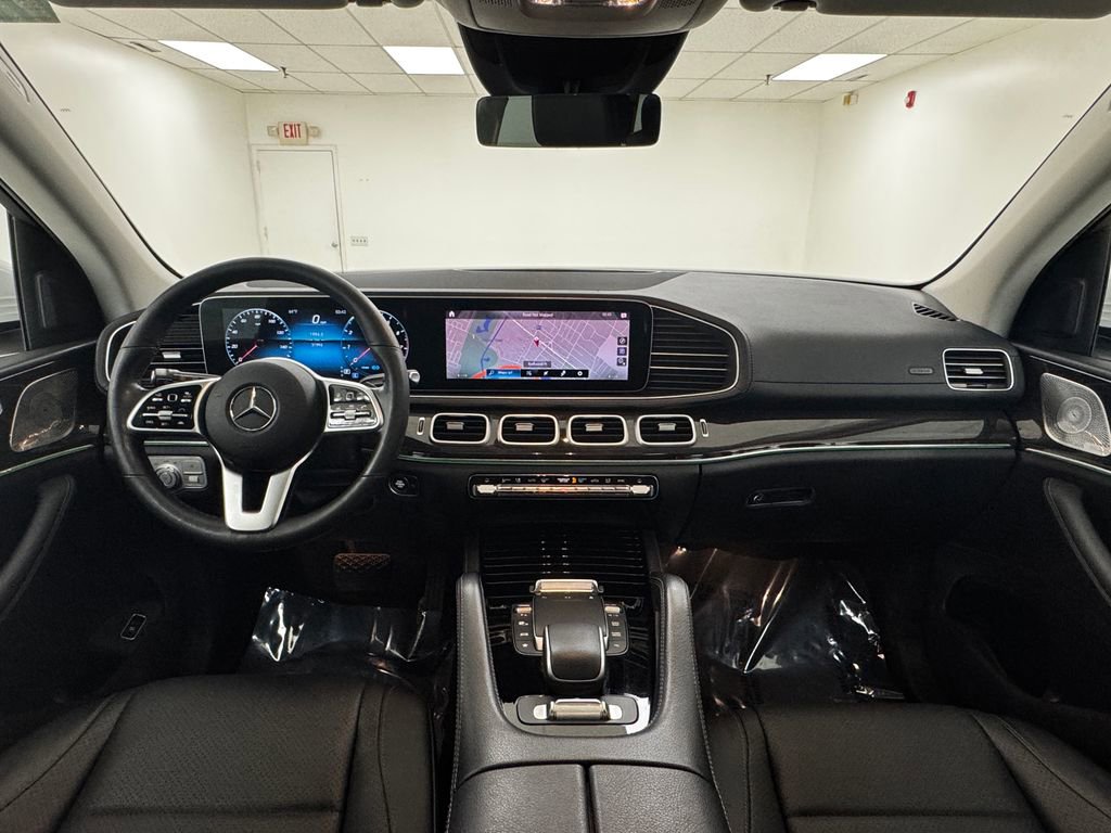 Used 2022 Mercedes-Benz GLS 450 4MATIC image 17