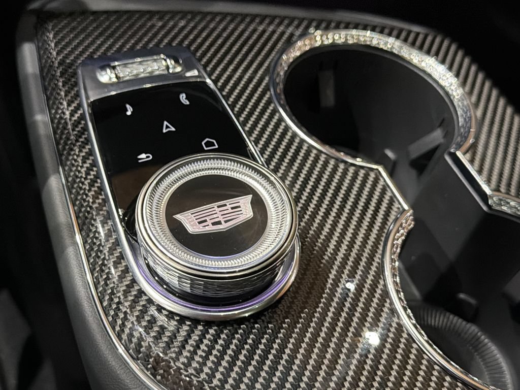 New 2026 Cadillac Optiq V AWD/4WD image 19