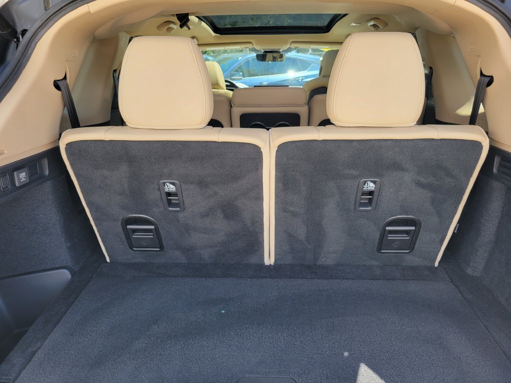 Certified 2023 Acura MDX w/ Technology Package FWD image 8