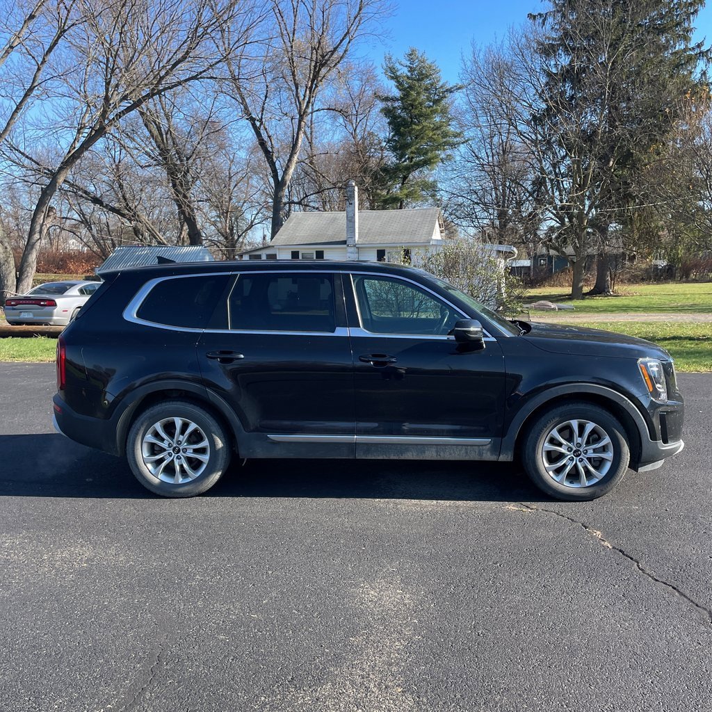 Used 2020 Kia Telluride LX image 4