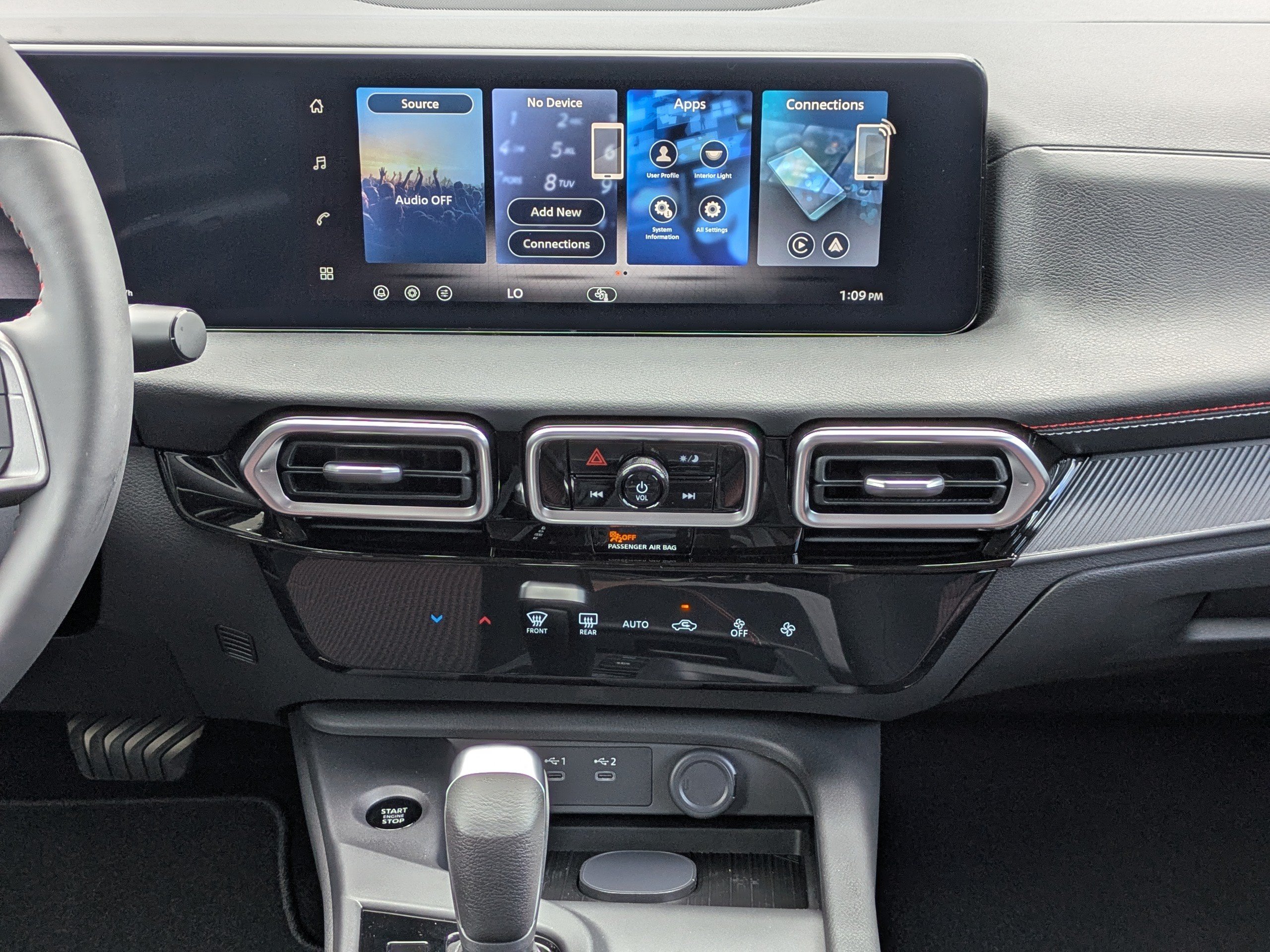 New 2027 Nissan Sentra SR FWD image 18