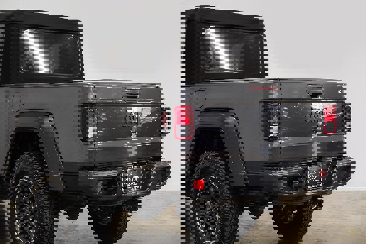 Used 2020 Jeep Gladiator Sport w/ Quick Order Package 24S image 13