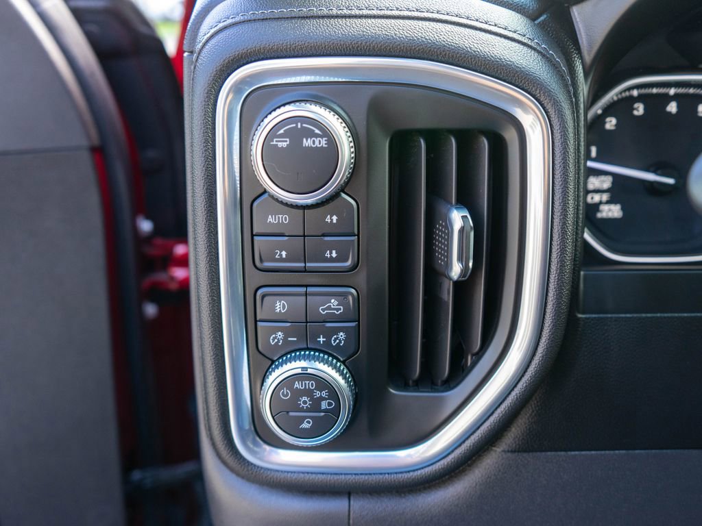 Used 2021 GMC Sierra 1500 SLT w/ SLT Premium Package AWD/4WD image 20