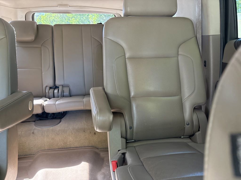Used 2015 Chevrolet Suburban LTZ AWD/4WD image 14