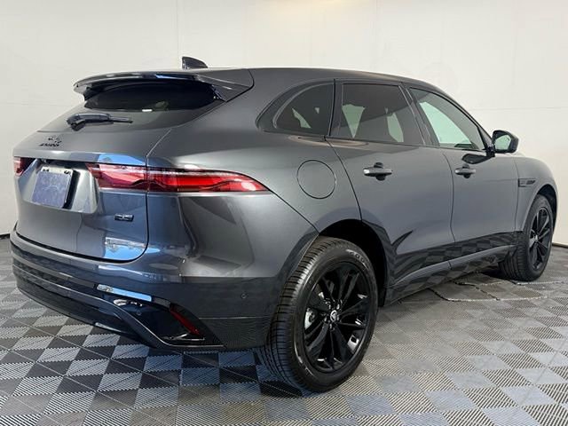 New 2026 Jaguar F-PACE R-Dynamic S image 8