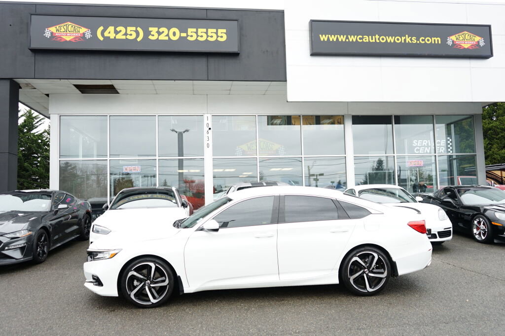 Used 2022 Honda Accord Sport image 2