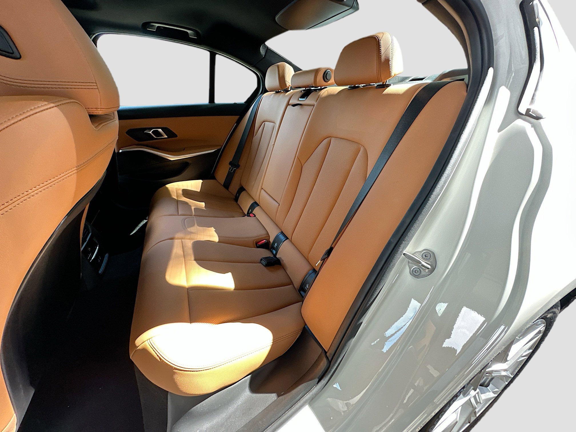 Certified 2025 BMW 330i Sedan w/ M Sport Package image 25