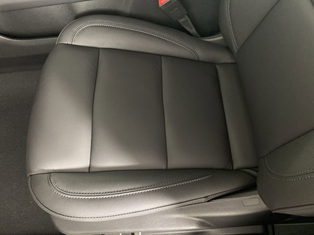 New 2026 Chevrolet Suburban LT w/ Comfort Package image 21