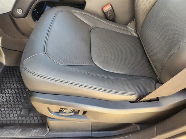 New 2026 Land Rover Defender 110 S image 17