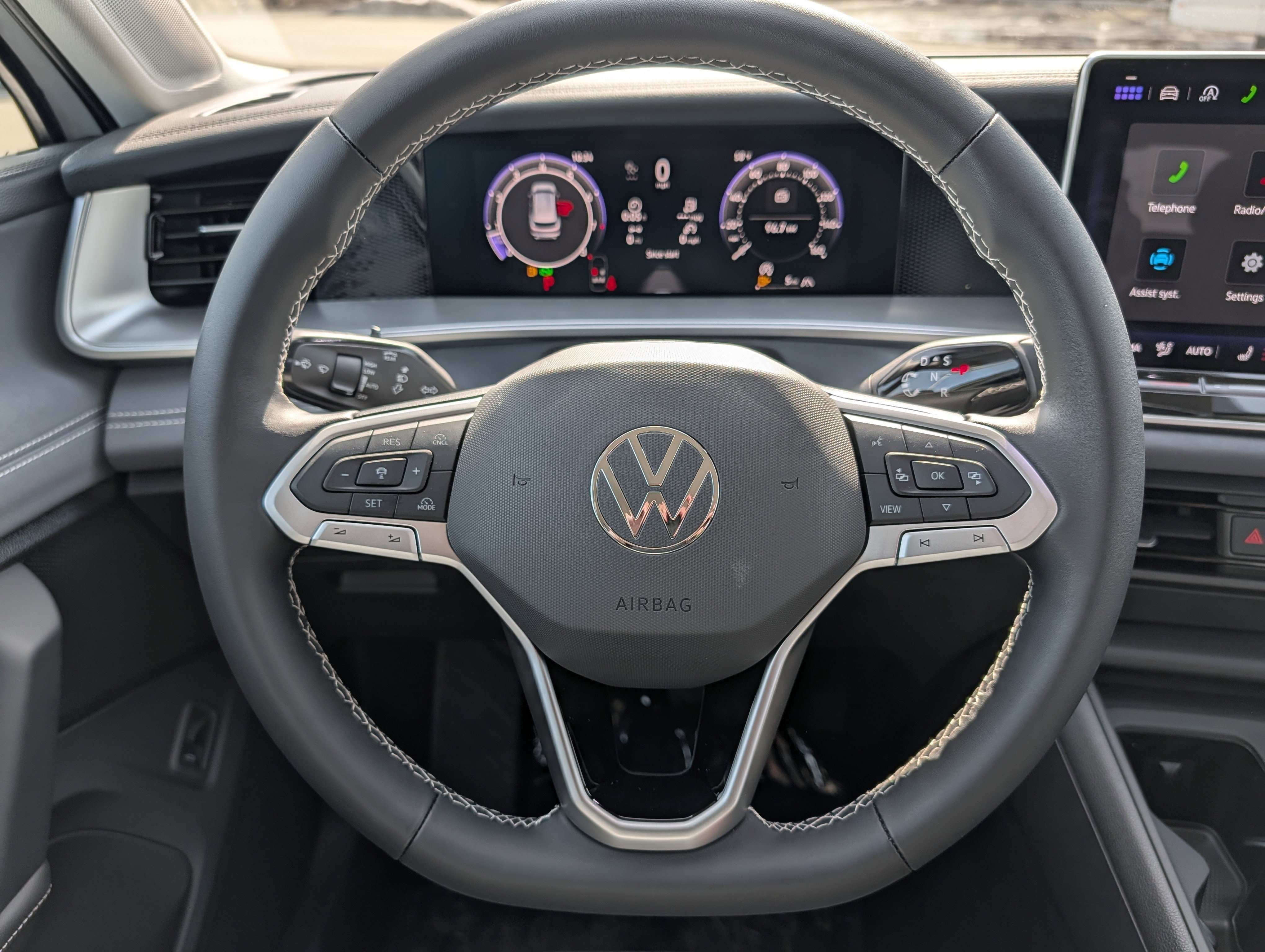 New 2026 Volkswagen Tiguan SE image 9