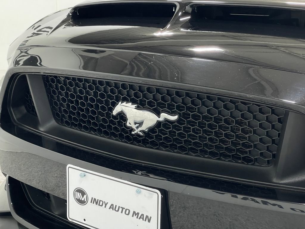 Used 2015 Ford Mustang GT image 36