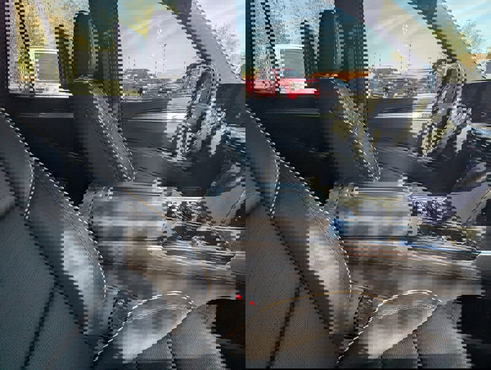 Used 2025 Cadillac Escalade Premium Luxury w/ Touring Package AWD/4WD image 6