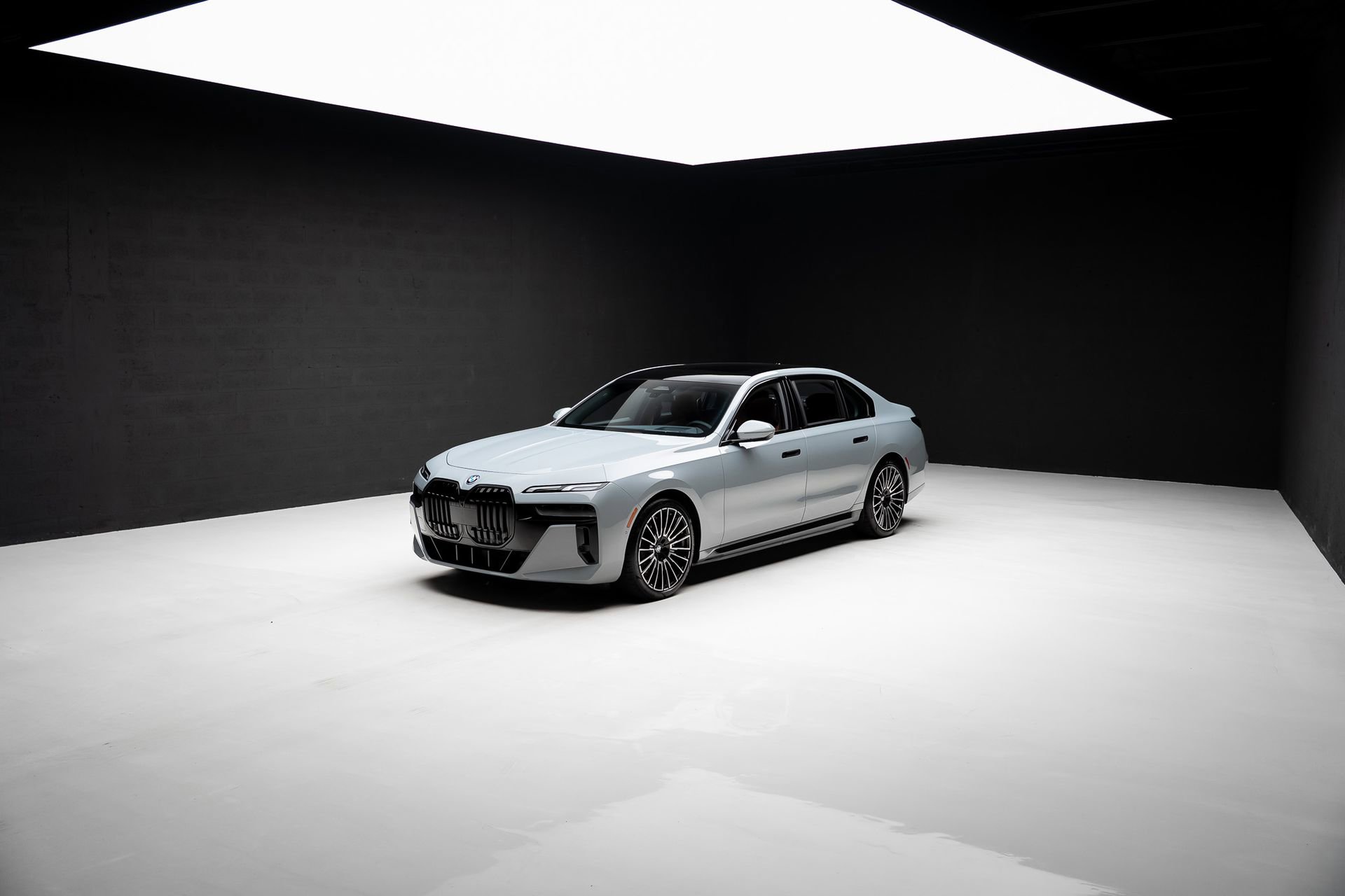 Used 2024 BMW i7 eDrive50 w/ M Sport Package image 83