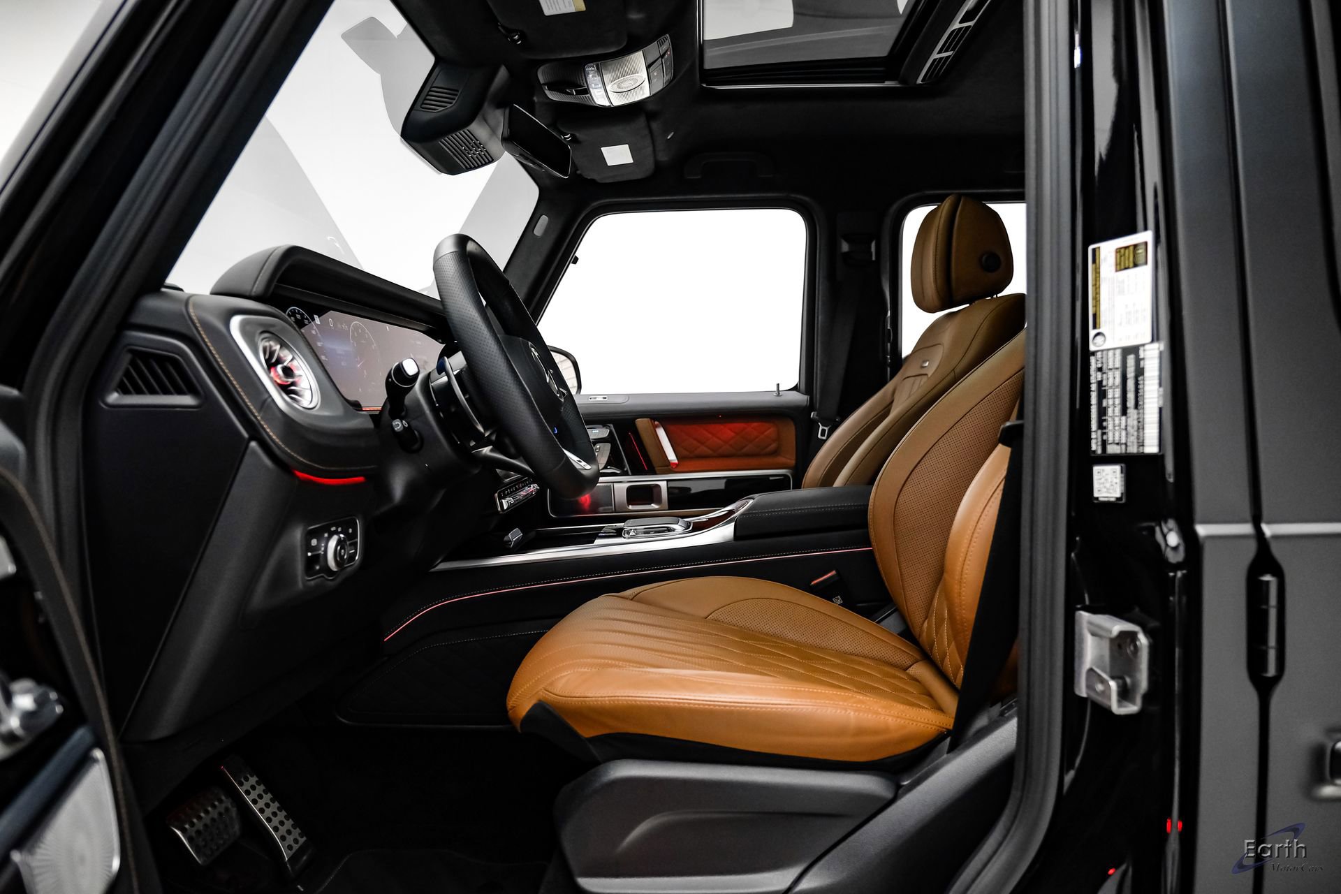 Used 2025 Mercedes-Benz G 63 AMG 4MATIC image 36