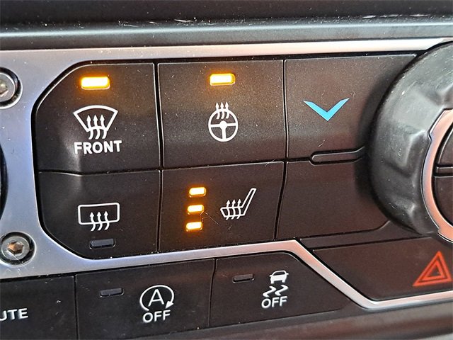 Used 2023 Jeep Wrangler Sport S image 8