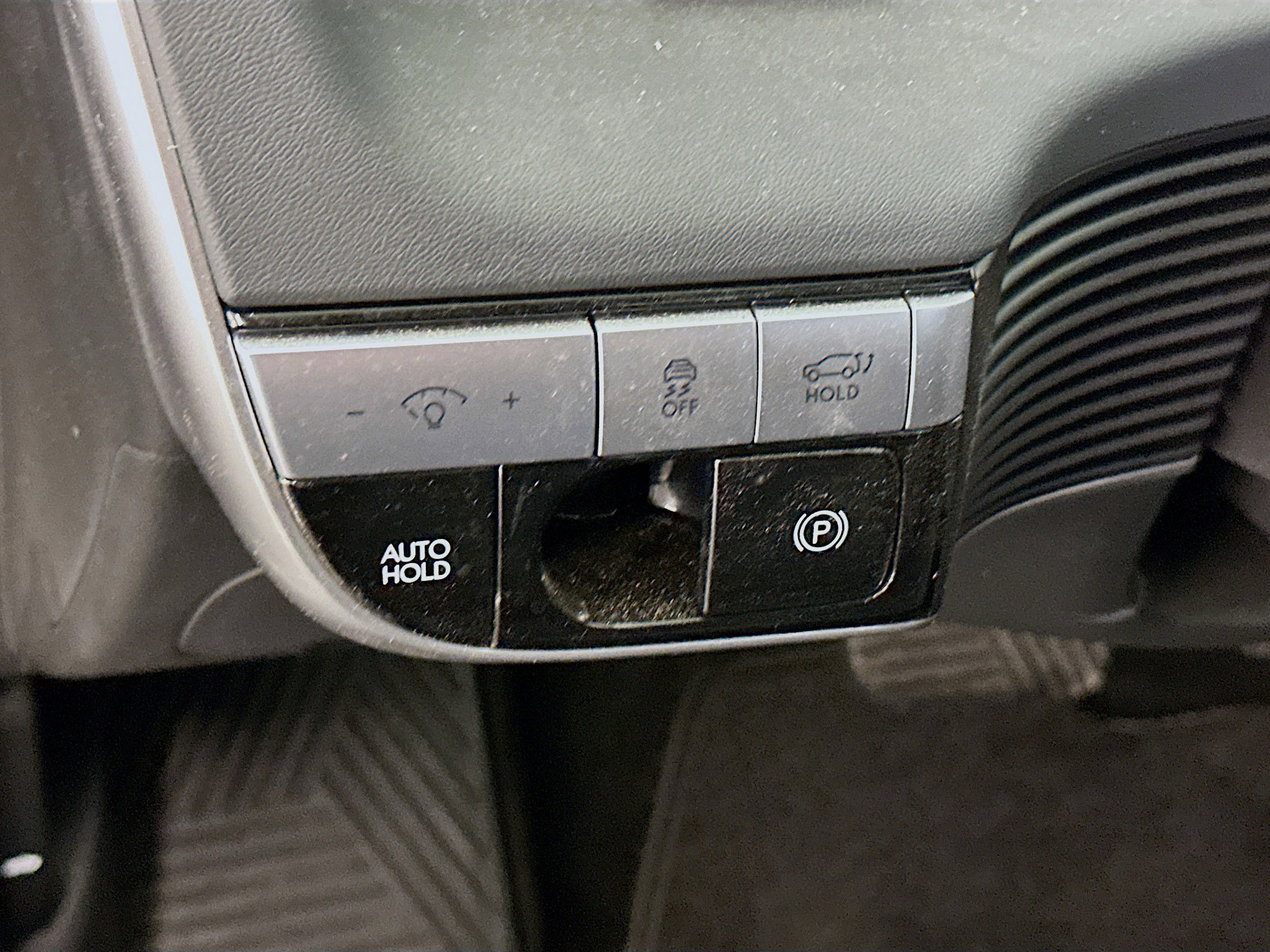 Used 2024 Hyundai Ioniq 5 SEL AWD/4WD image 17