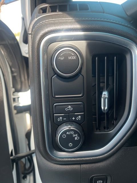 Used 2021 Chevrolet Silverado 1500 LT RWD image 13