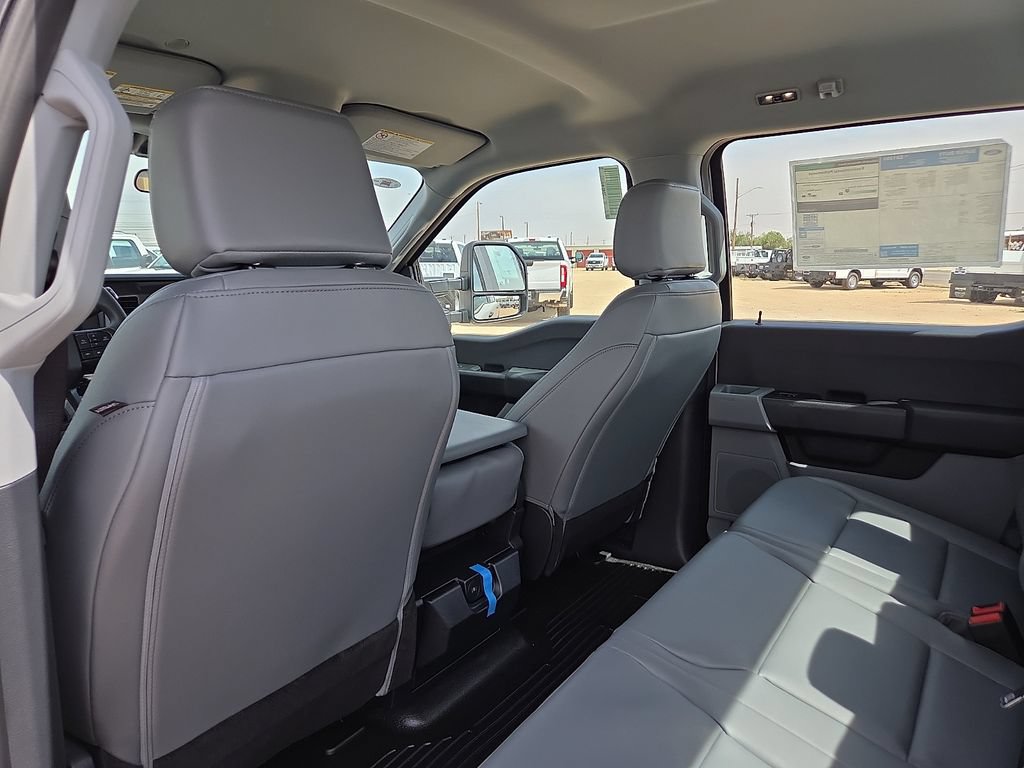 New 2026 Ford F250 XL w/ XL Off-Road Package AWD/4WD image 15