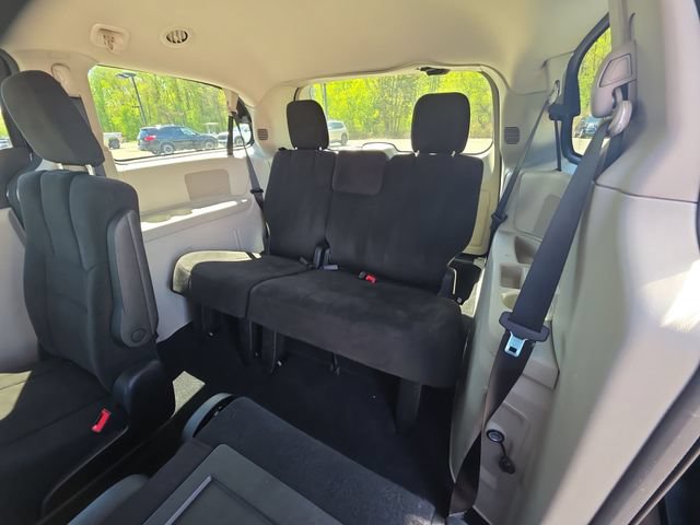 Used 2013 Dodge Grand Caravan SE FWD image 21