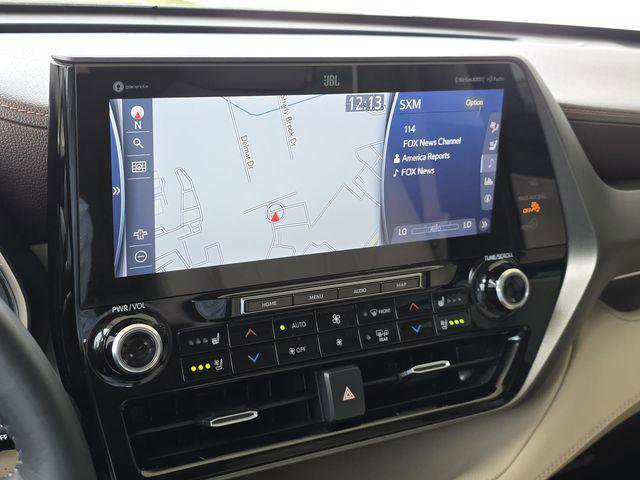 Certified 2021 Toyota Highlander Limited image 17