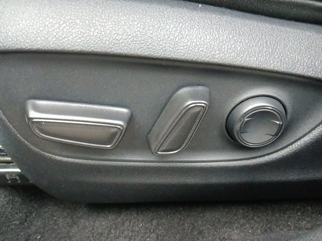 Used 2024 Toyota RAV4 XLE image 16