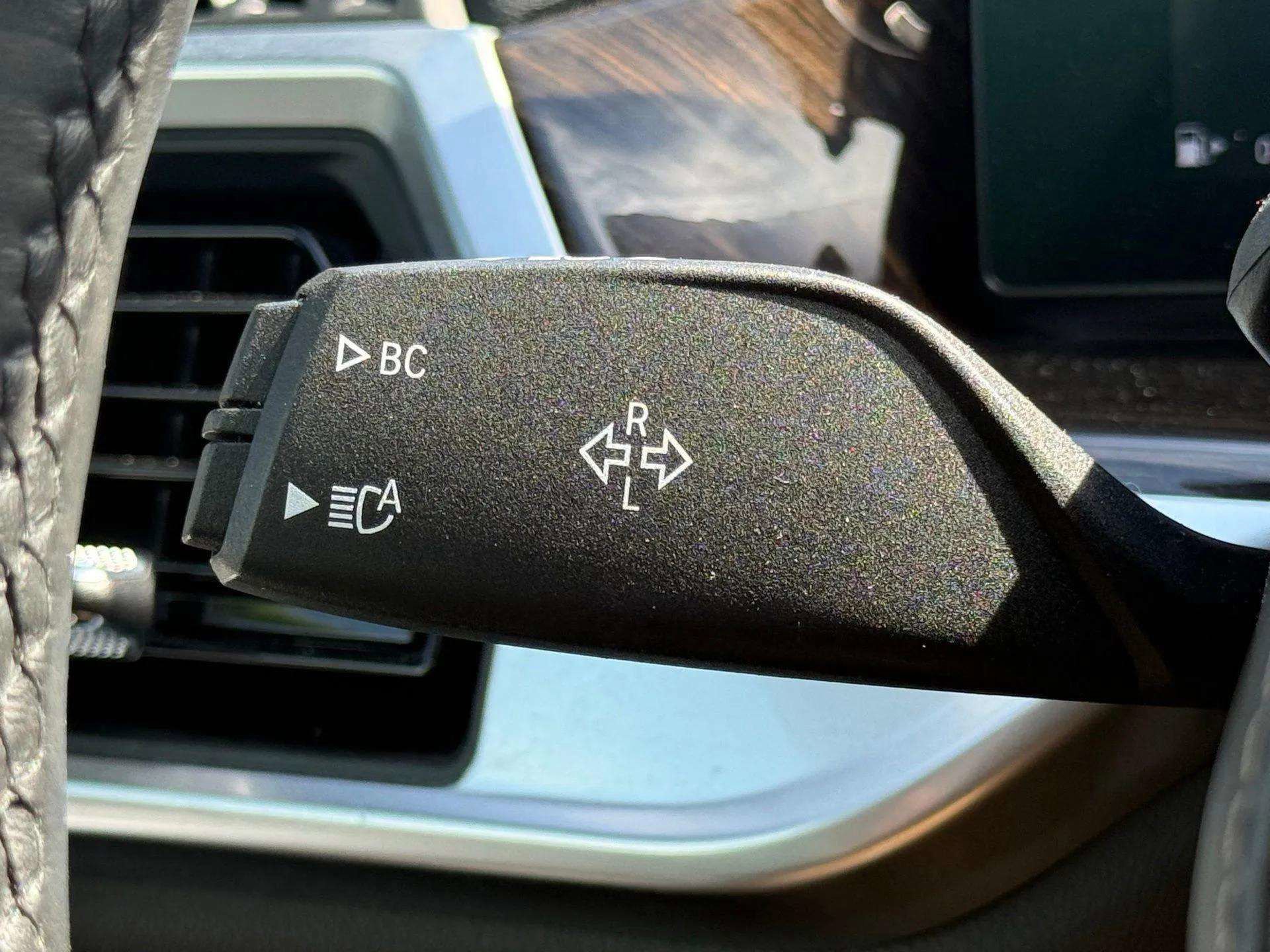 Used 2024 BMW X6 xDrive40i image 38