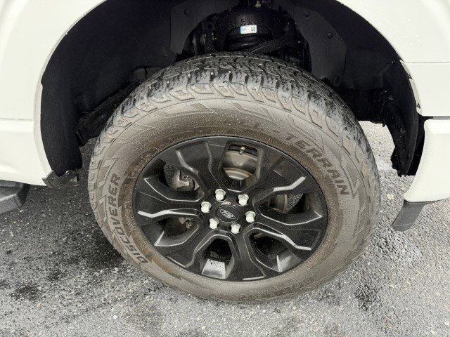 Used 2023 Ford F150 Lariat w/ Max Trailer Tow Package image 5
