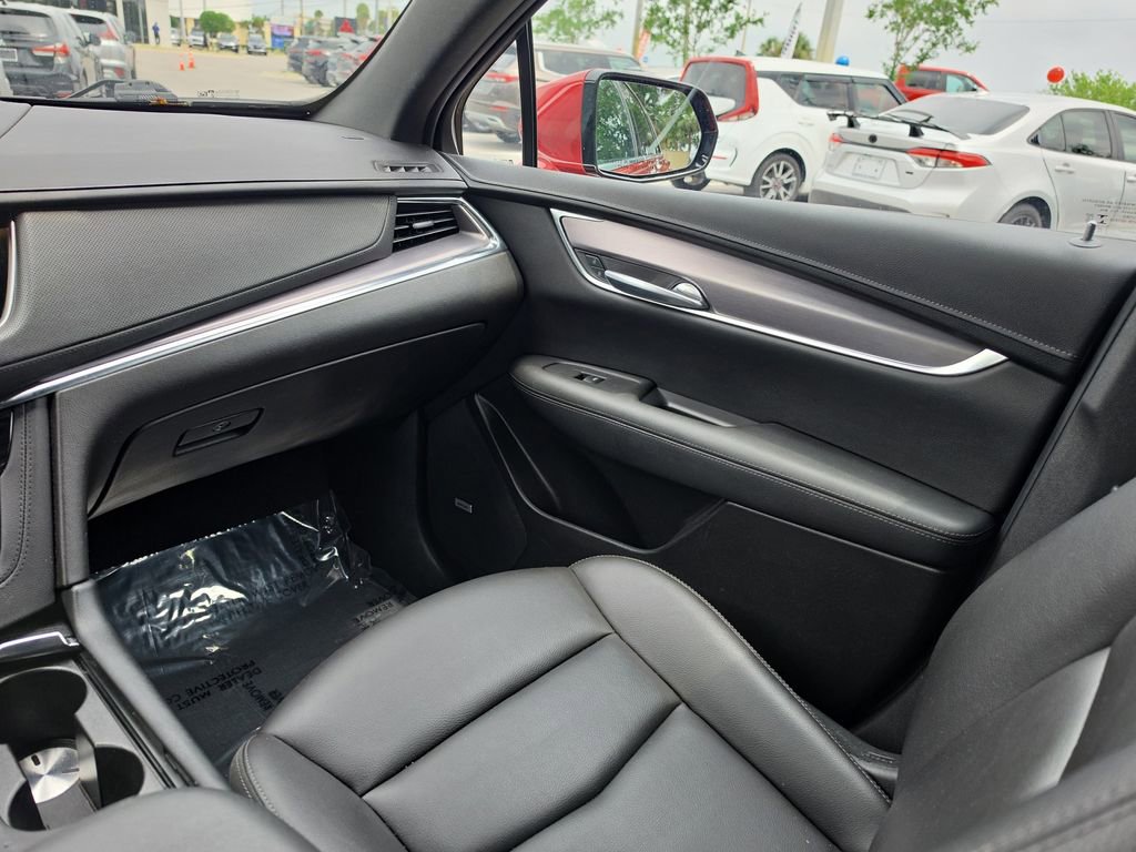 Used 2021 Cadillac XT5 Luxury FWD image 11