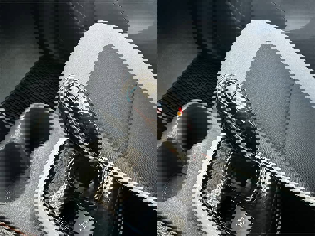 Used 2020 Chevrolet Bolt LT image 17