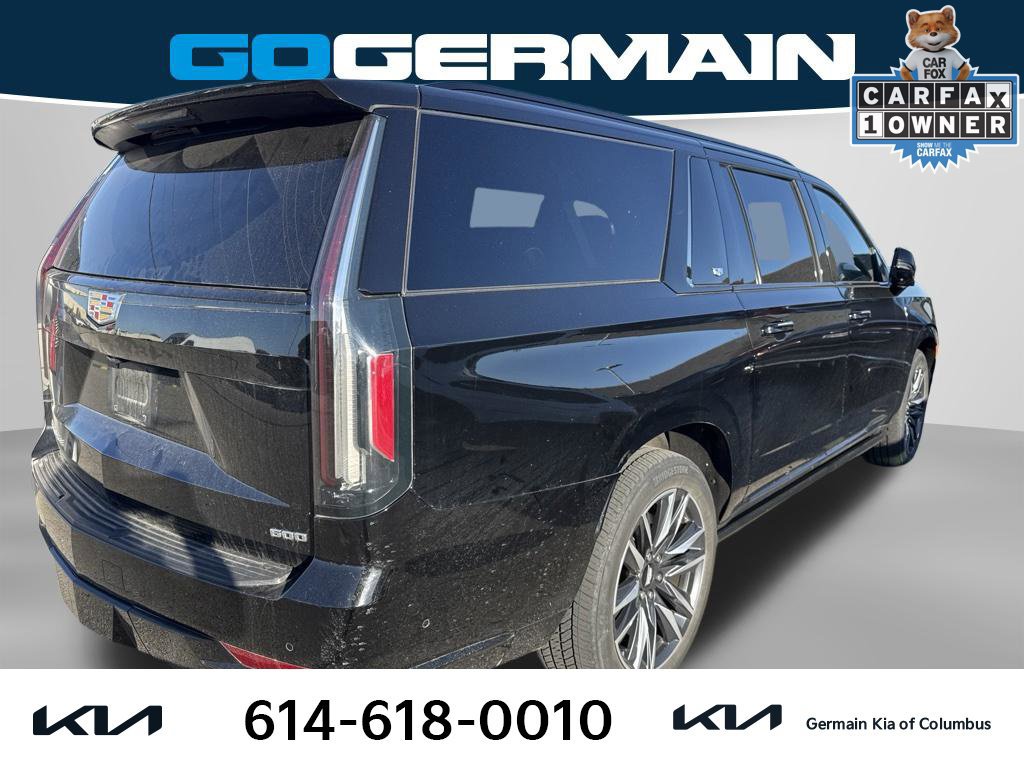 Used 2022 Cadillac Escalade ESV Sport Platinum AWD/4WD image 4