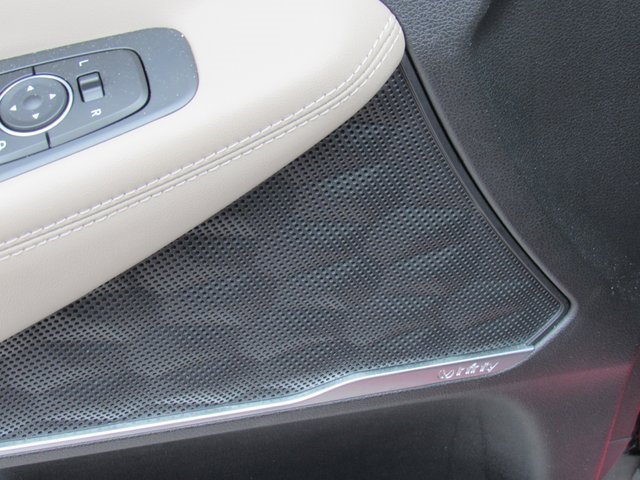 Used 2020 Hyundai Santa Fe SEL w/ Convenience + Premium Package image 14