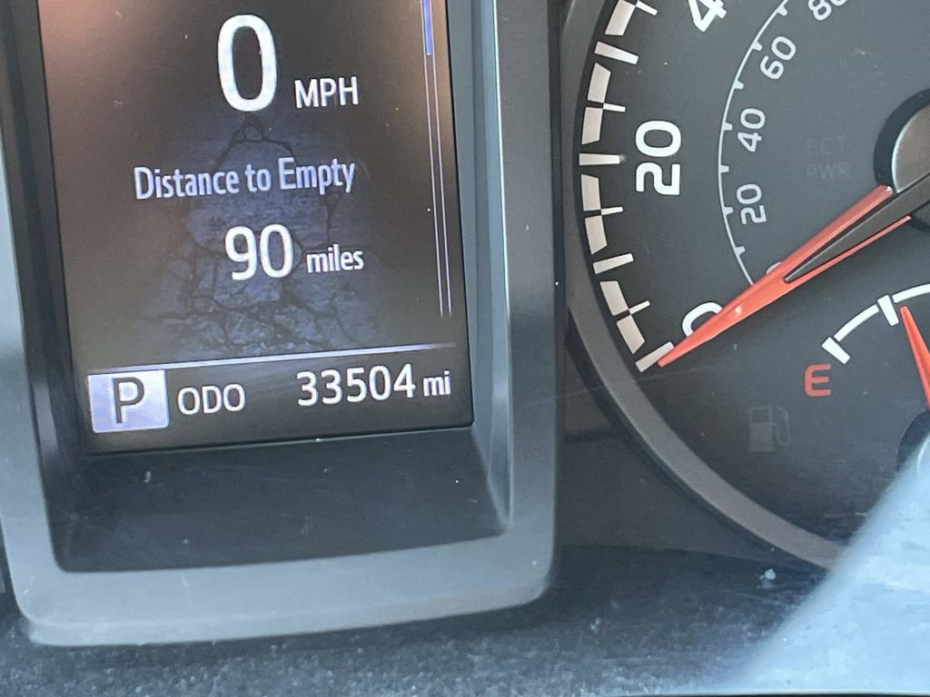 Used 2022 Toyota Tacoma SR AWD/4WD image 27