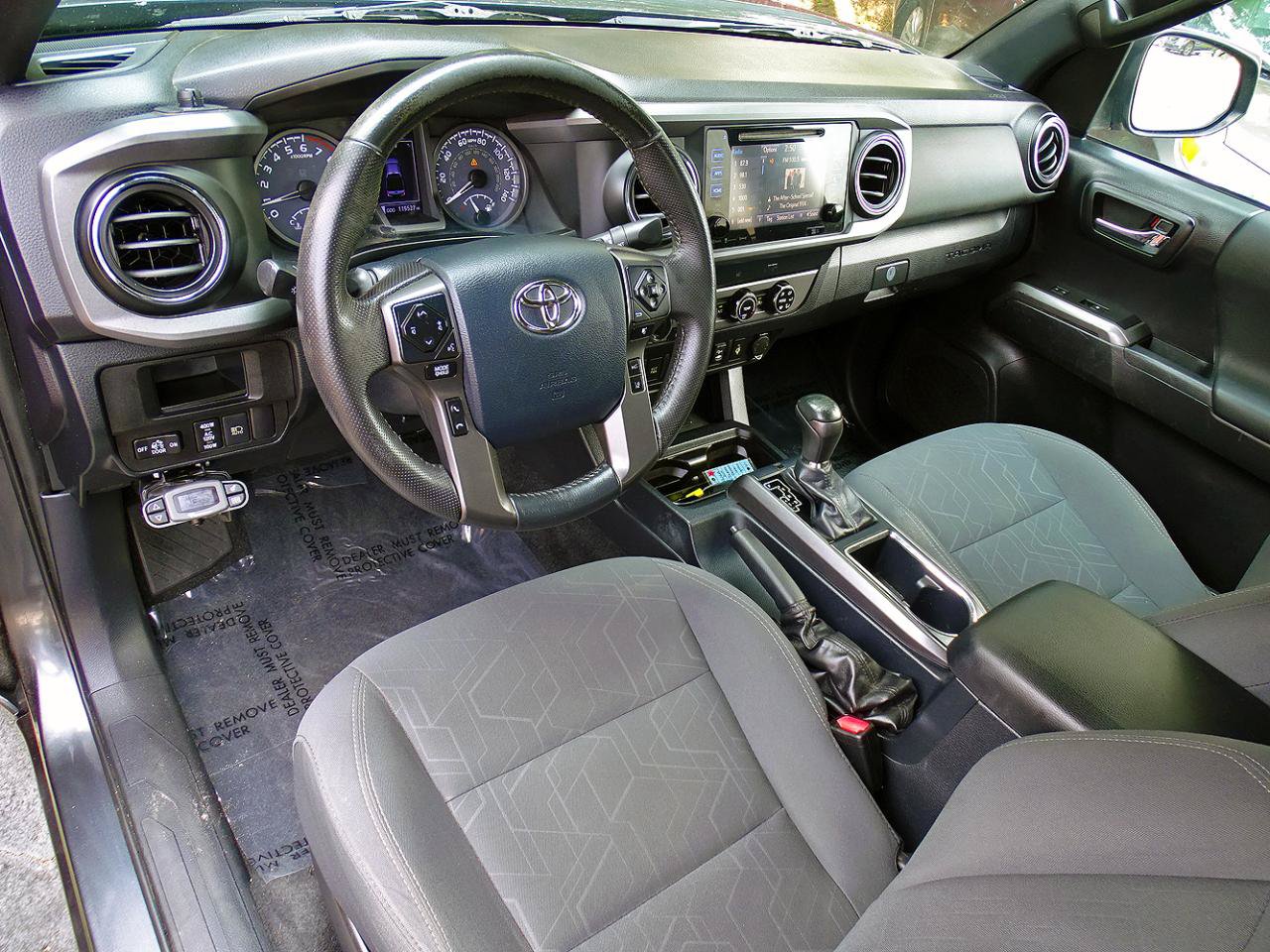 Used 2019 Toyota Tacoma TRD Sport w/ Technology Package AWD/4WD image 24