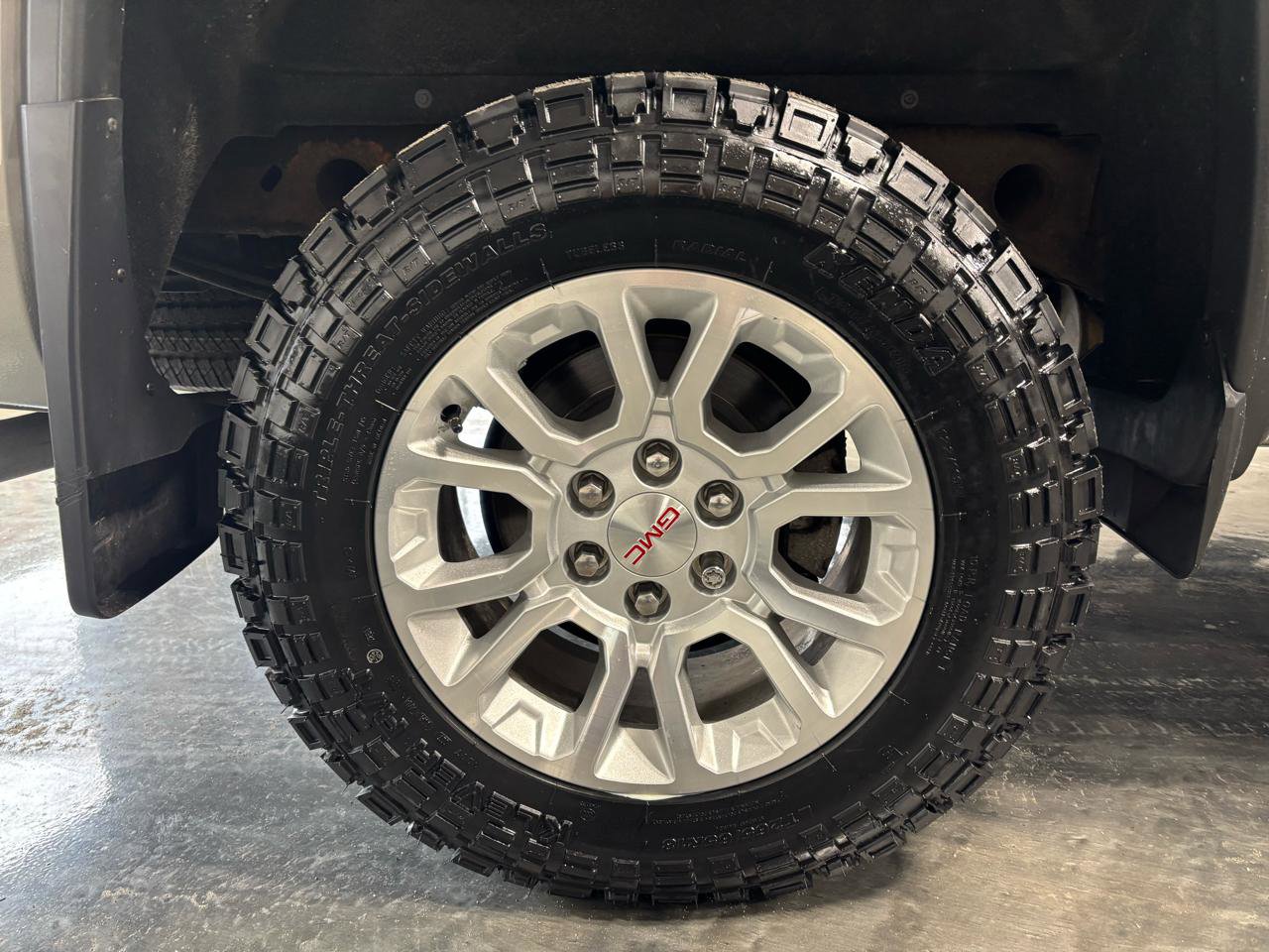 Used 2017 GMC Sierra 1500 SLE w/ SLE Value Package image 13