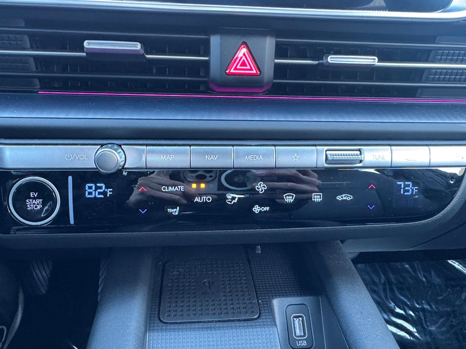 Certified 2024 Hyundai Ioniq 6 SE image 18