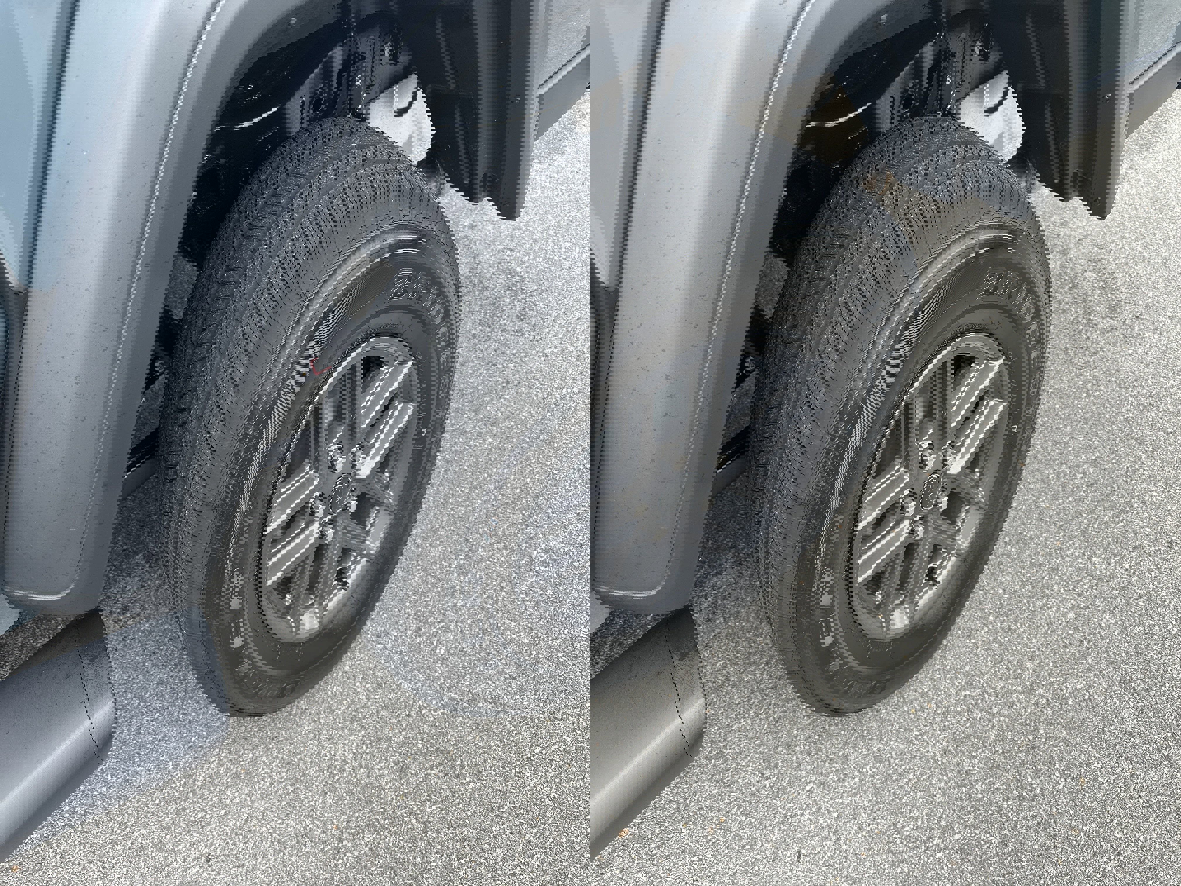 New 2025 Jeep Gladiator Sport image 22