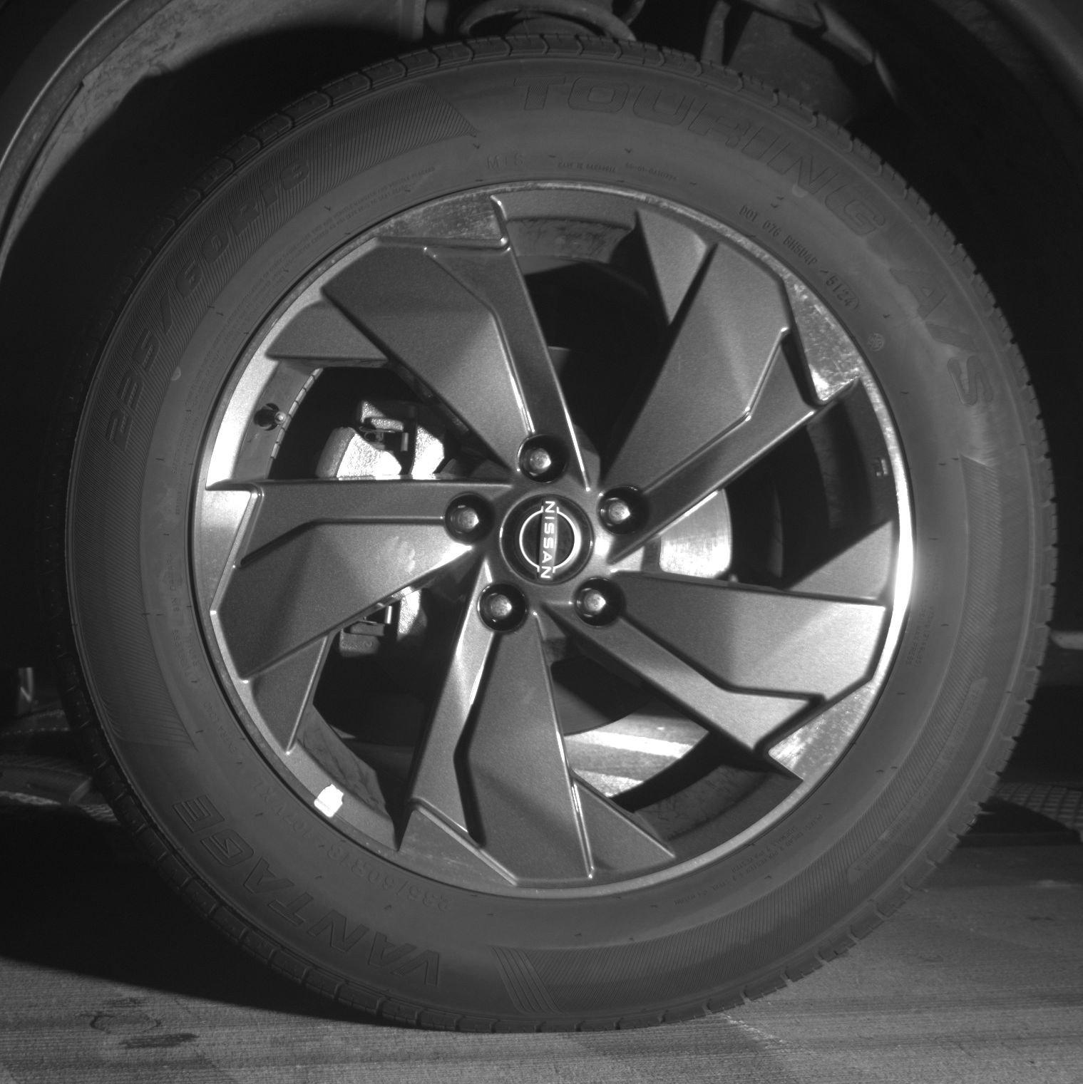 Used 2025 Nissan Rogue SV FWD image 12