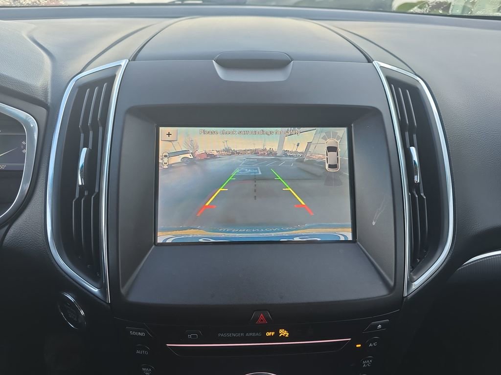 Used 2019 Ford Edge Titanium w/ Equipment Group 301A image 17