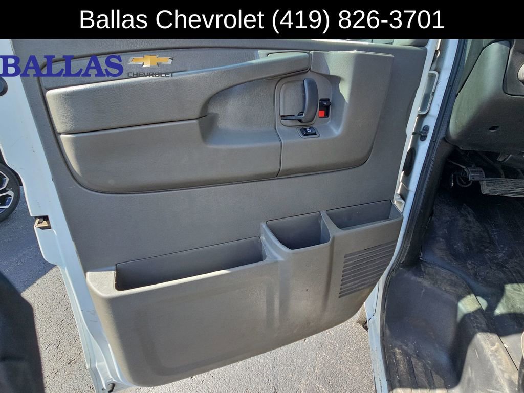 Used 2014 Chevrolet Express 2500 image 23