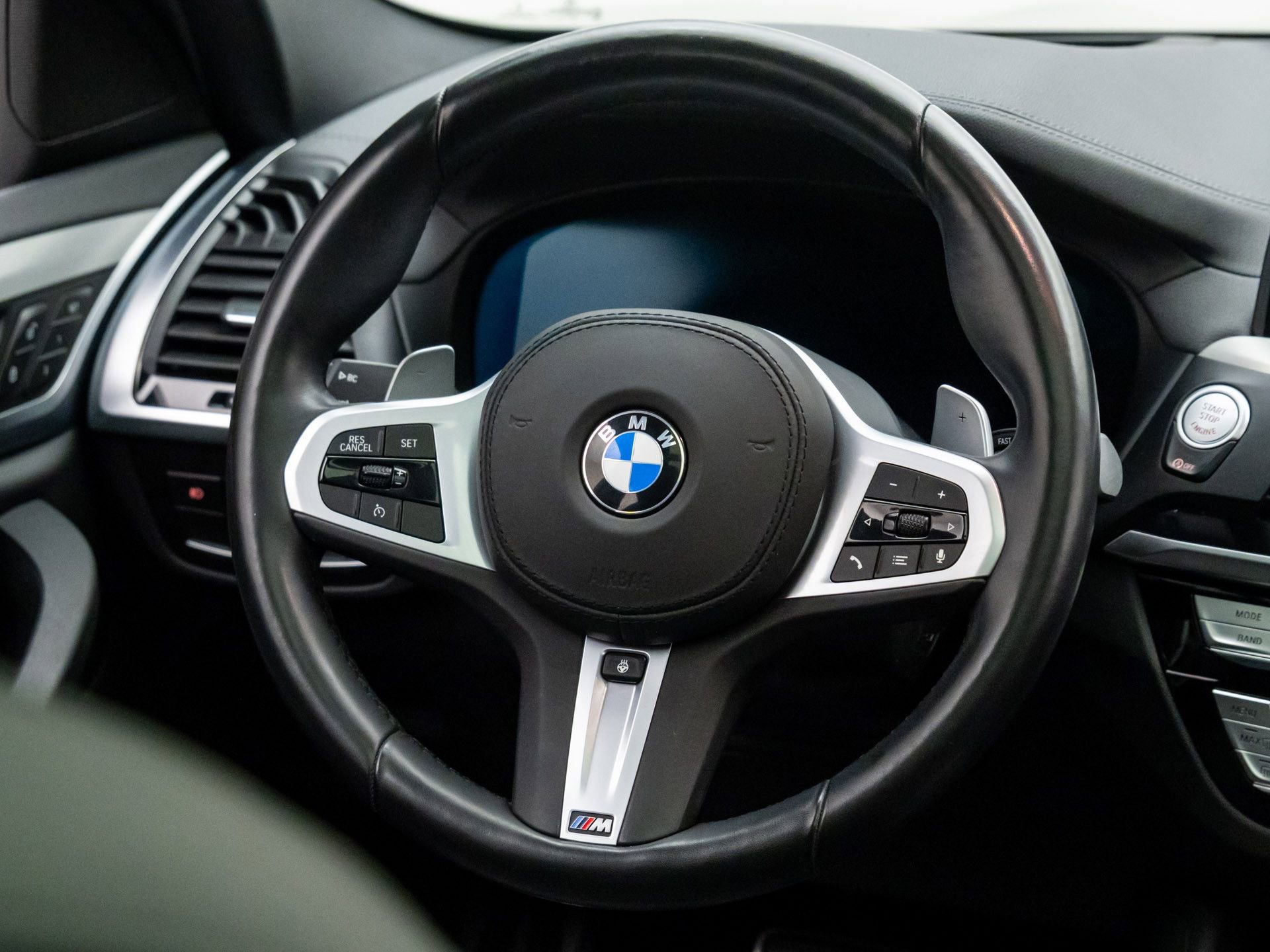 Used 2021 BMW X4 M40i w/ Premium Package image 11