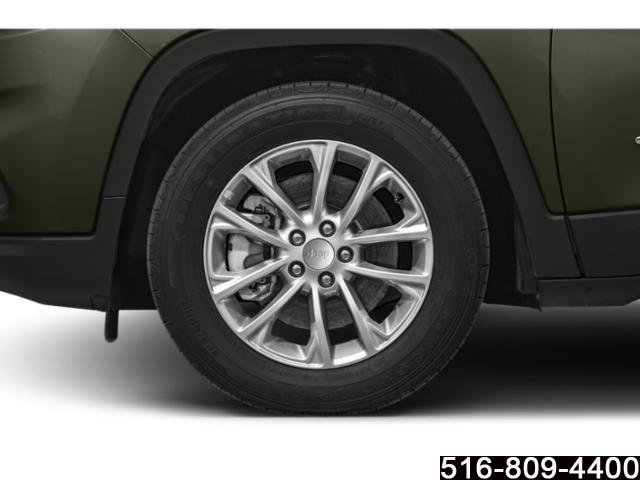 Used 2019 Jeep Cherokee Limited AWD/4WD image 15