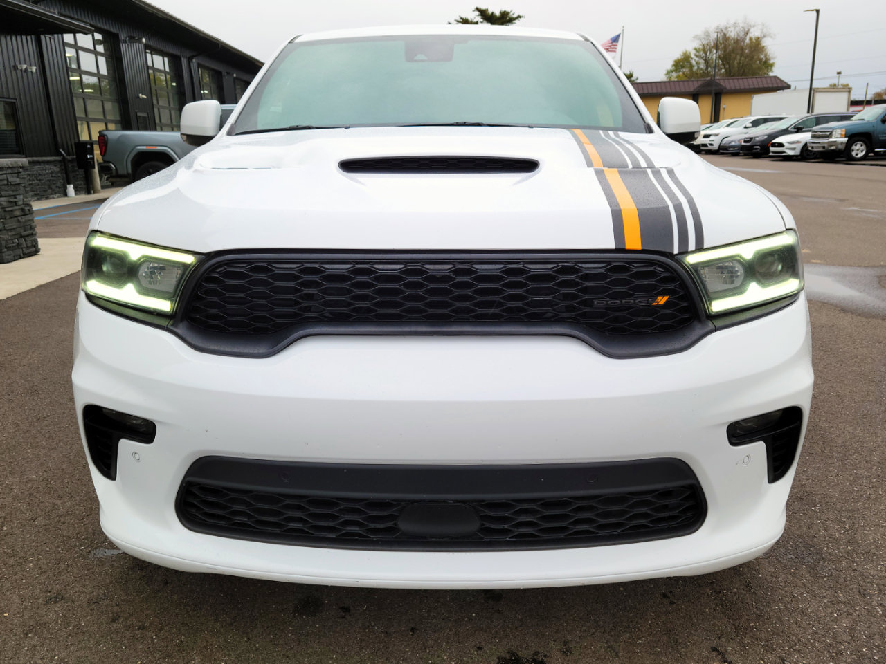 Used 2022 Dodge Durango R/T w/ Hemi Orange Plus Package image 2
