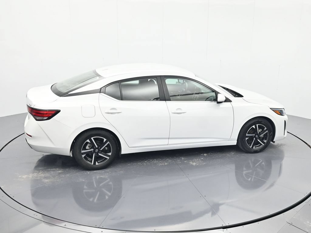Used 2024 Nissan Sentra SV FWD image 31