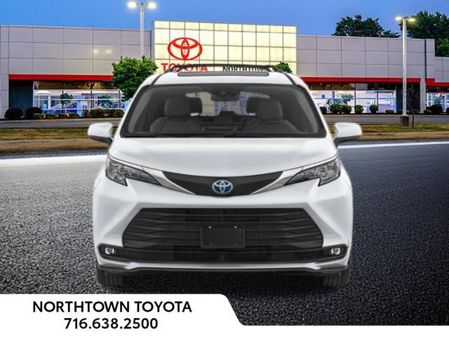 New 2026 Toyota Sienna XLE image 5