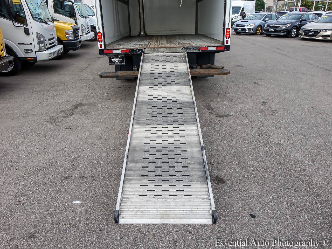 Used 2024 Chevrolet Express 3500 w/ Power Convenience Package RWD image 17