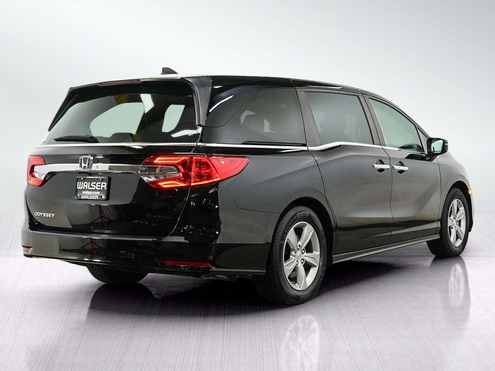 Used 2018 Honda Odyssey EX-L image 5