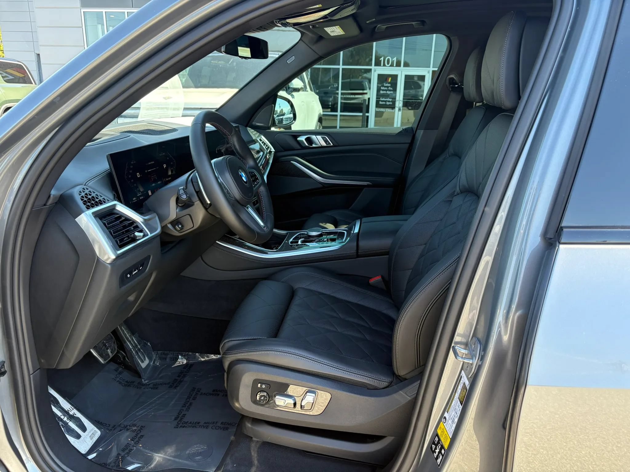 Used 2024 BMW X5 M60i w/ Climate Comfort Package AWD/4WD image 7