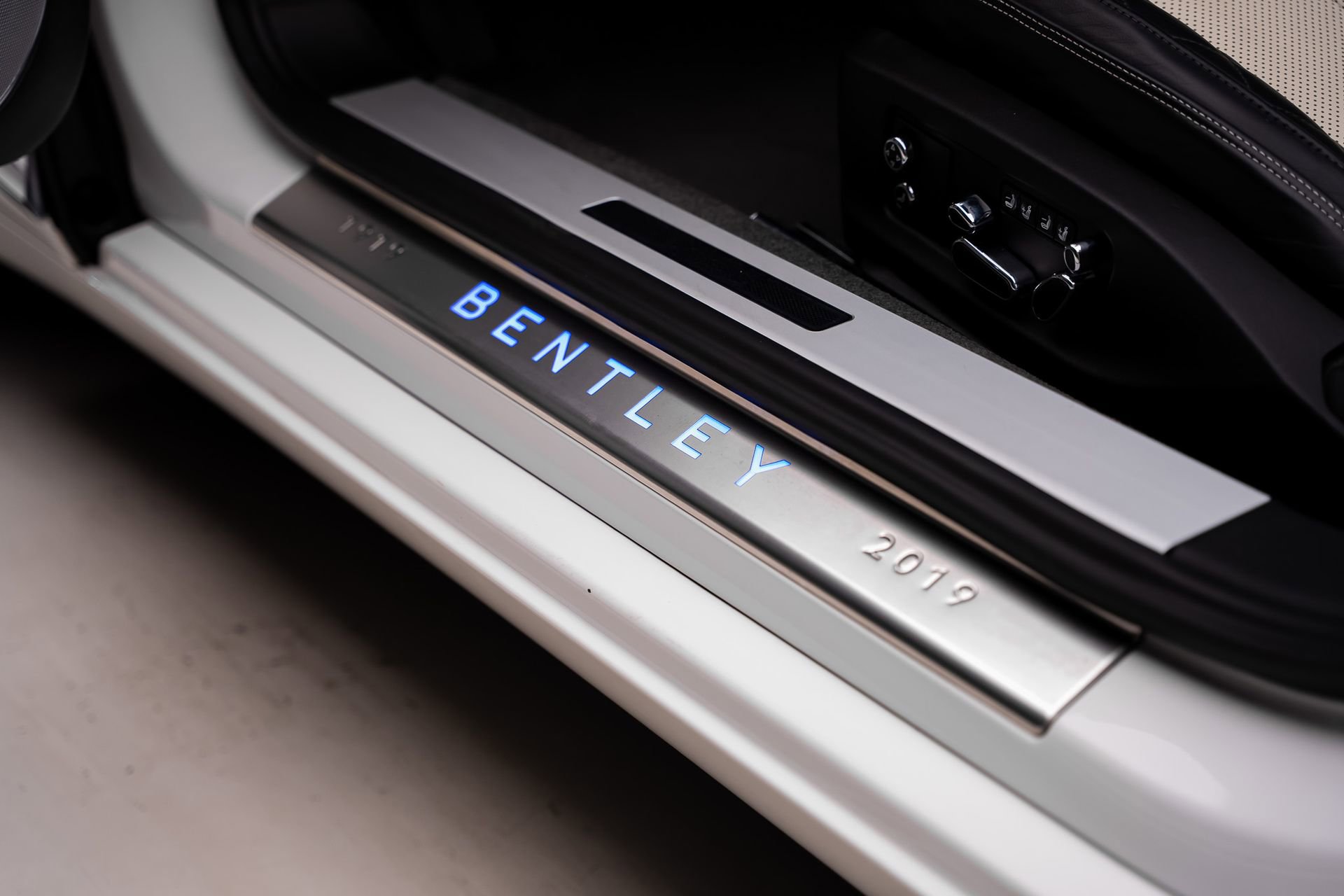 Used 2020 Bentley Continental GT image 57