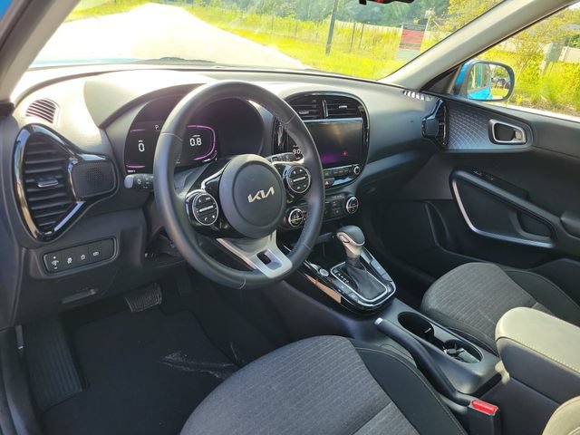 Used 2024 Kia Soul EX FWD image 18