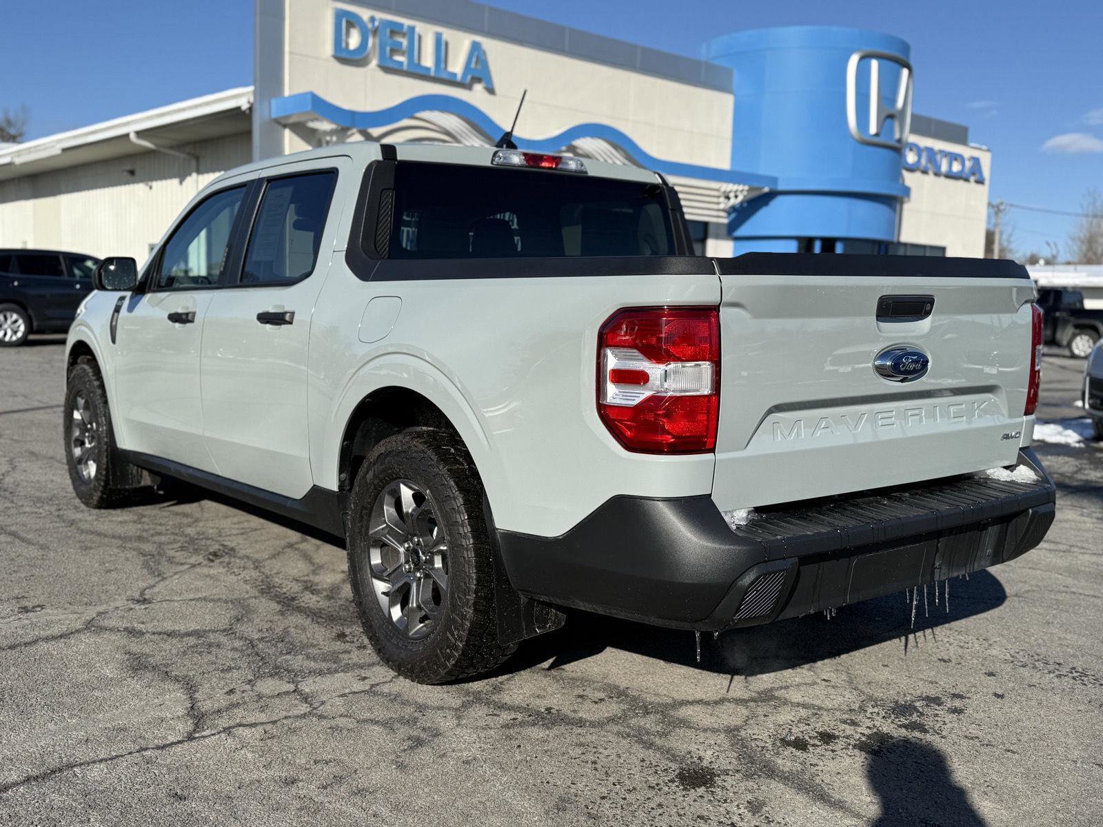 Used 2023 Ford Maverick XLT w/ Equipment Group 300A Standard image 7